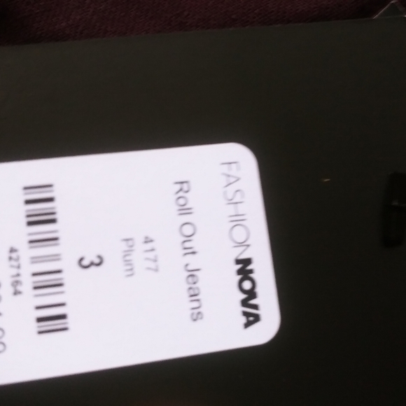 NWT Fashion Nova Distressed Jeans US 3 - Picture 10 of 11